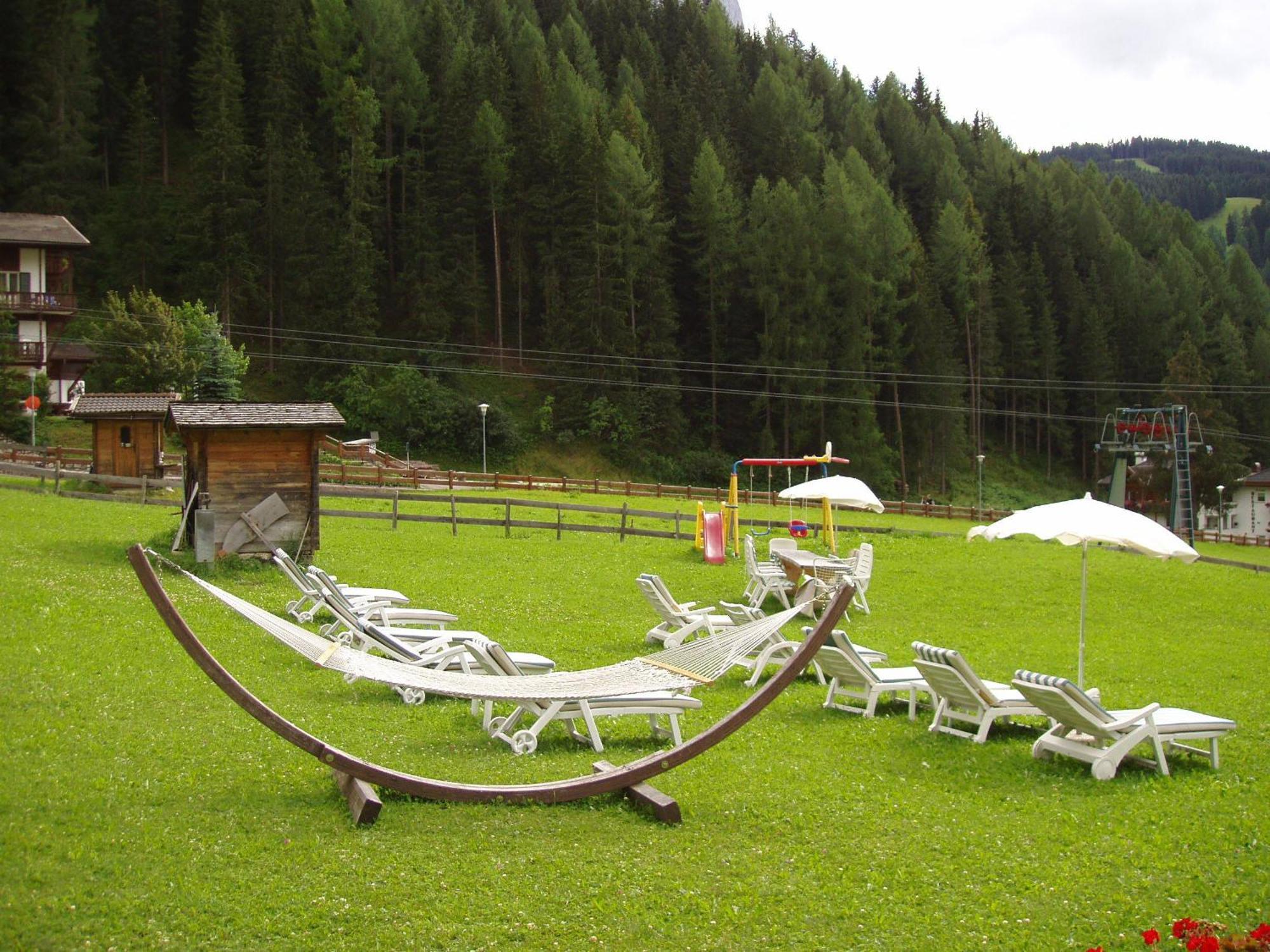 Hotel Alaska Selva di Val Gardena Kültér fotó